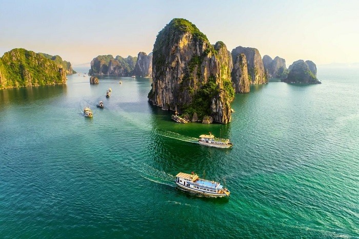 HA LONG BAY CRUISE (2 DAYS / 1 NIGHT) - OVERNIGHT ON THE BOAT